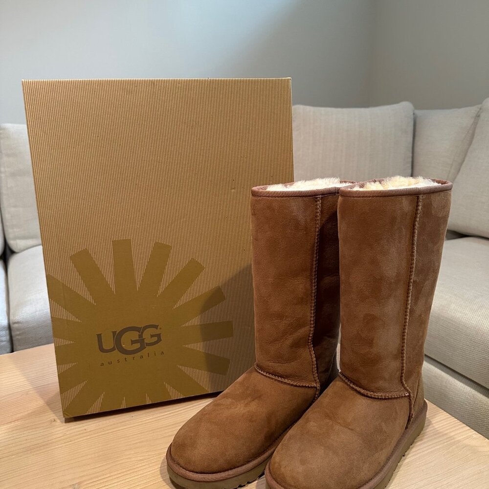 UGG Classic Tall Boots - Chestnut (Women’s Size 7) - Picture 10 of 11